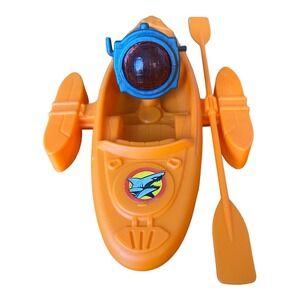 Kid Connection Shark Playset Kayak with Spotlight (Working lights + Sounds)